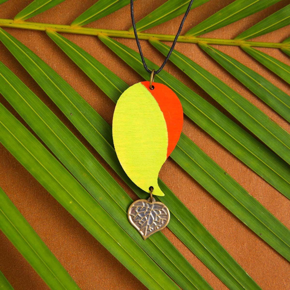 Leafy Wooden Necklace