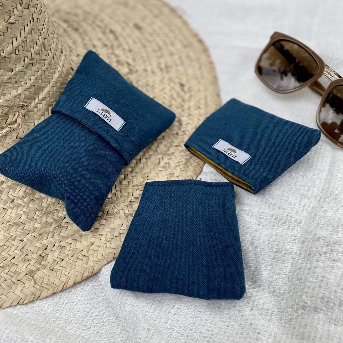 Islandy Navy Hambiliya Purse