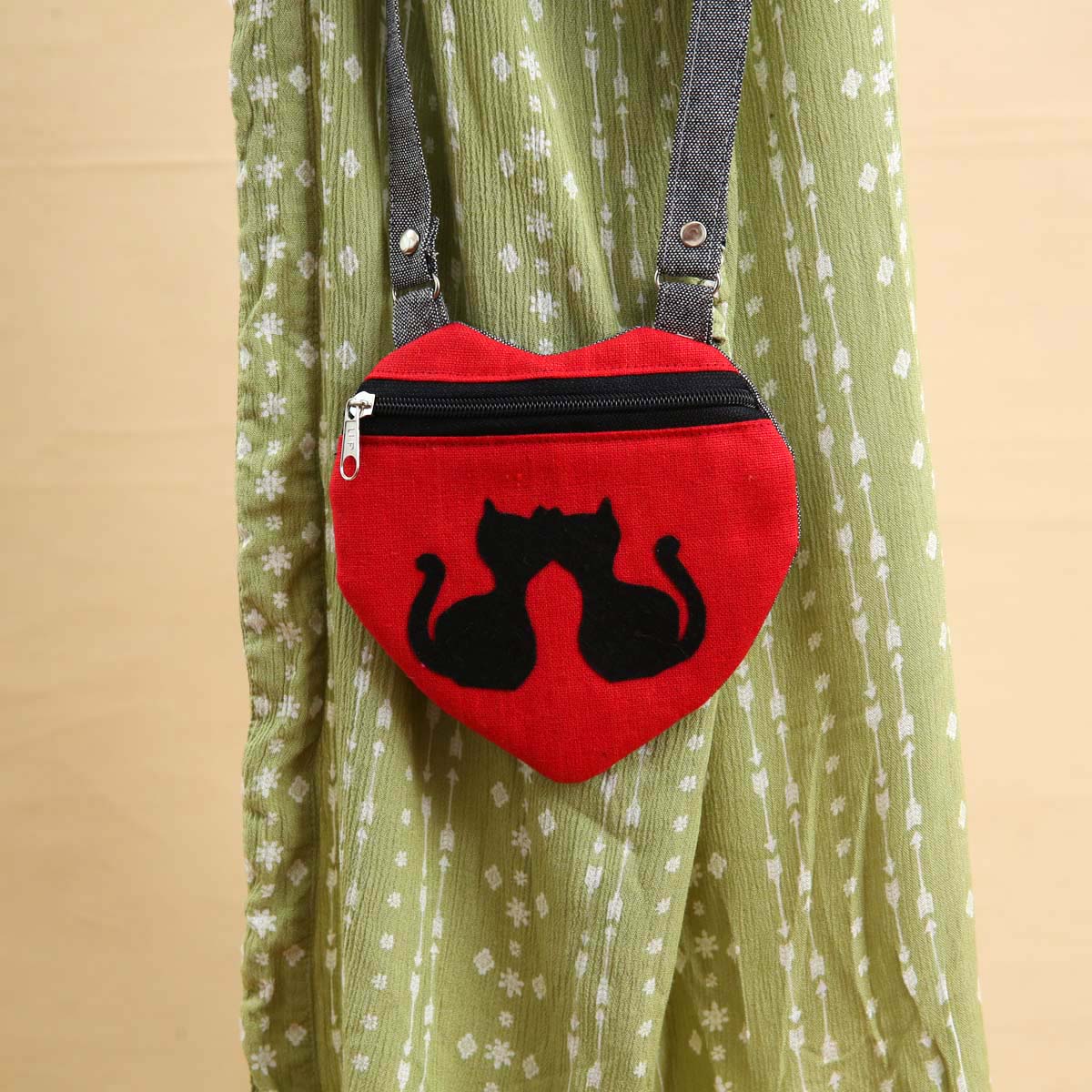 Kitty Love Side Bag