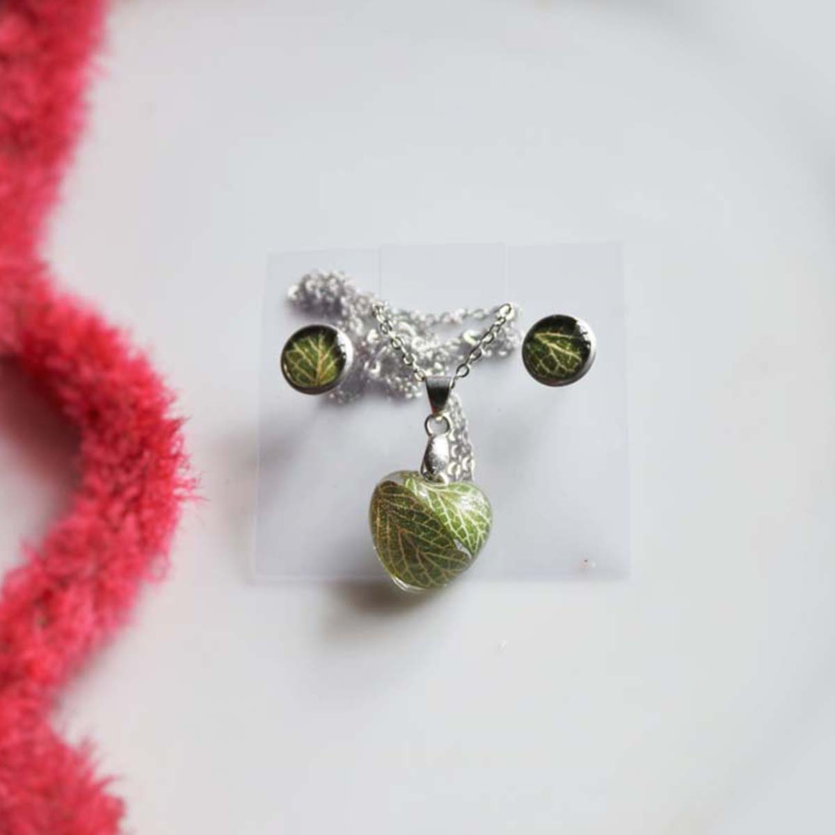 Fittonia Leaves Jewellery Set