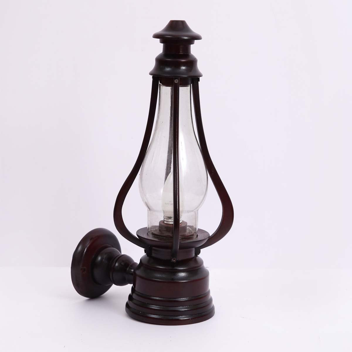 Traditional Wall Lamp