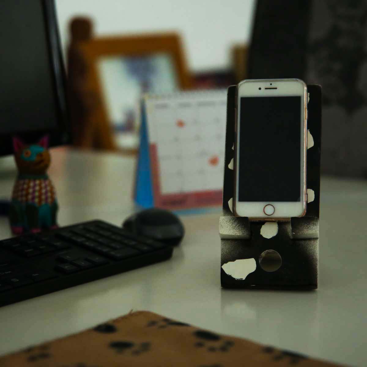 Spotted Wooden Phone Stand
