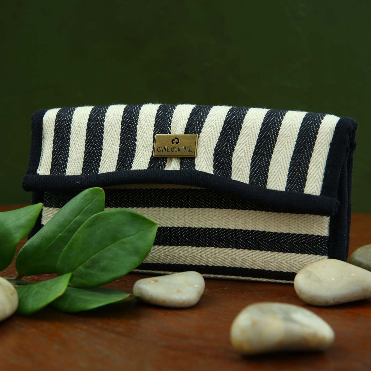 Black & White Handi Wallet