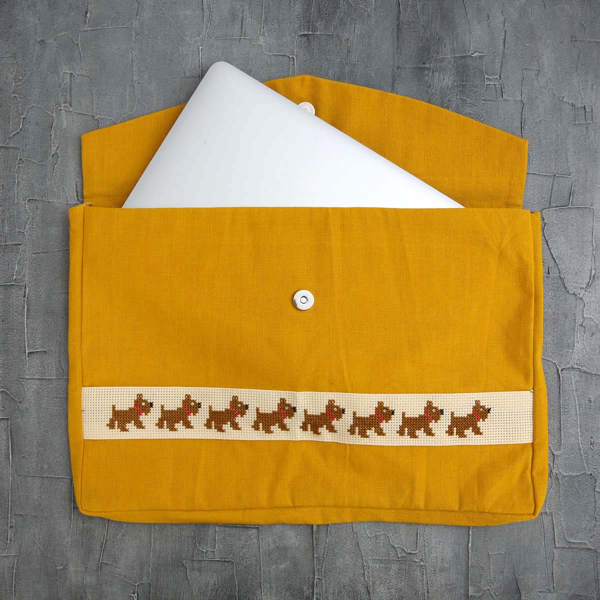 Yellow Dog Handloom Laptop Case