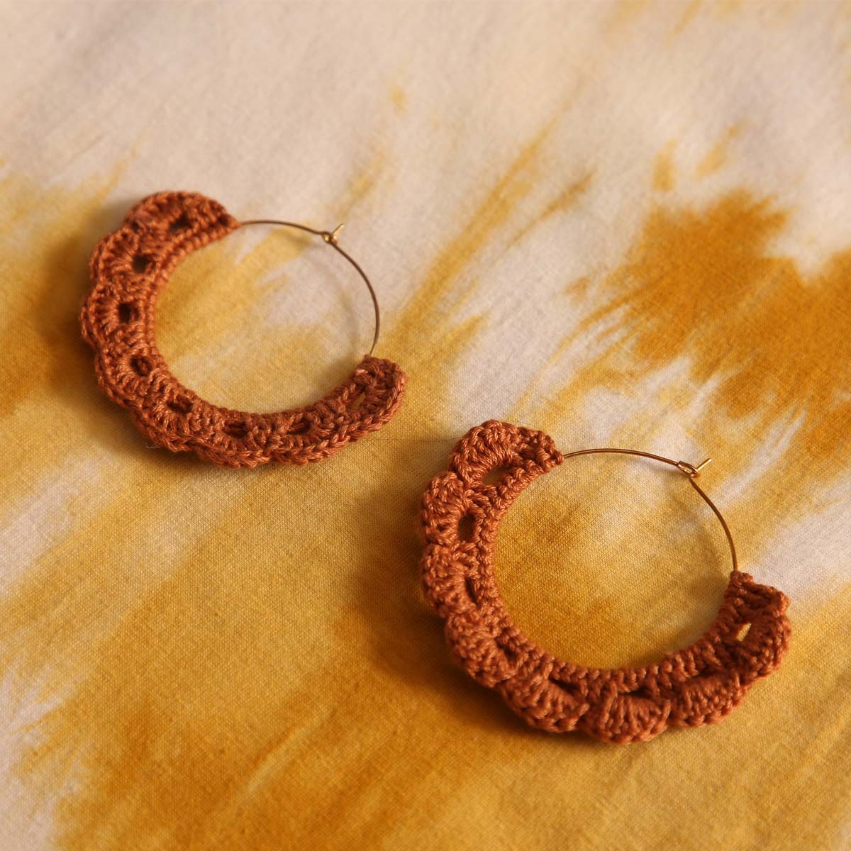 Tan Leaves Crochet Earrings