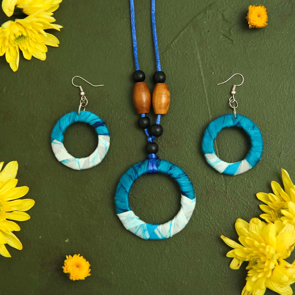 Cloudy Skies Jewellery Set