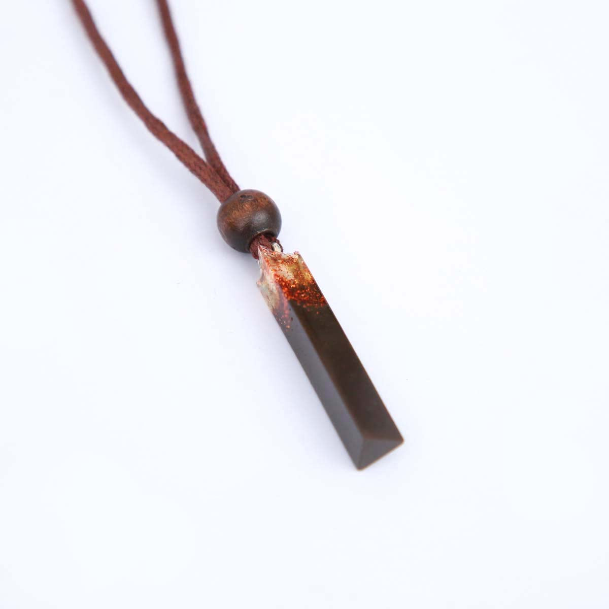 Hazel Resin Necklace