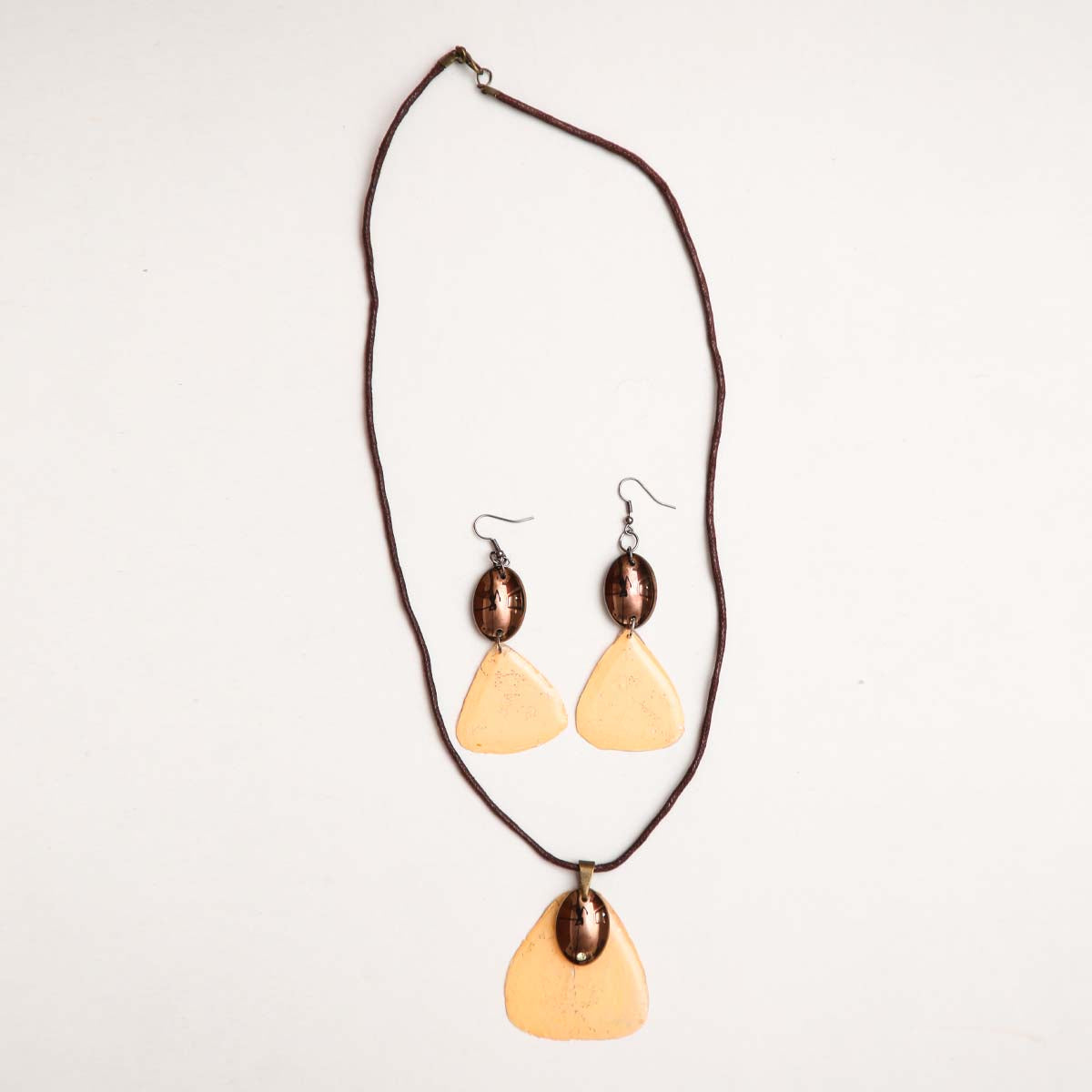 Ivory Triangle Resin Jewellery Set