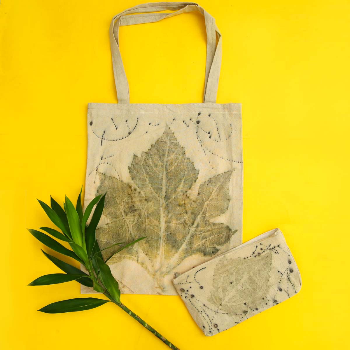 Leafy Trio Tote & Pouch Set