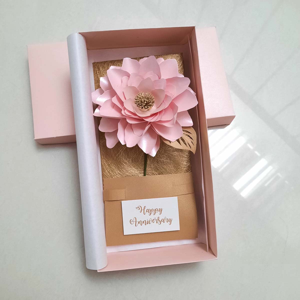Pink Dhalia 'Happy Anniversary' Gift Box