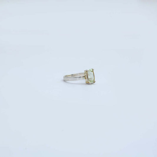 Quartz Ring