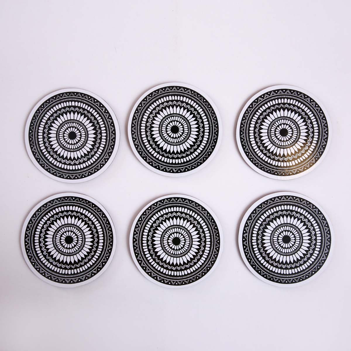 White Lola Coaster Set