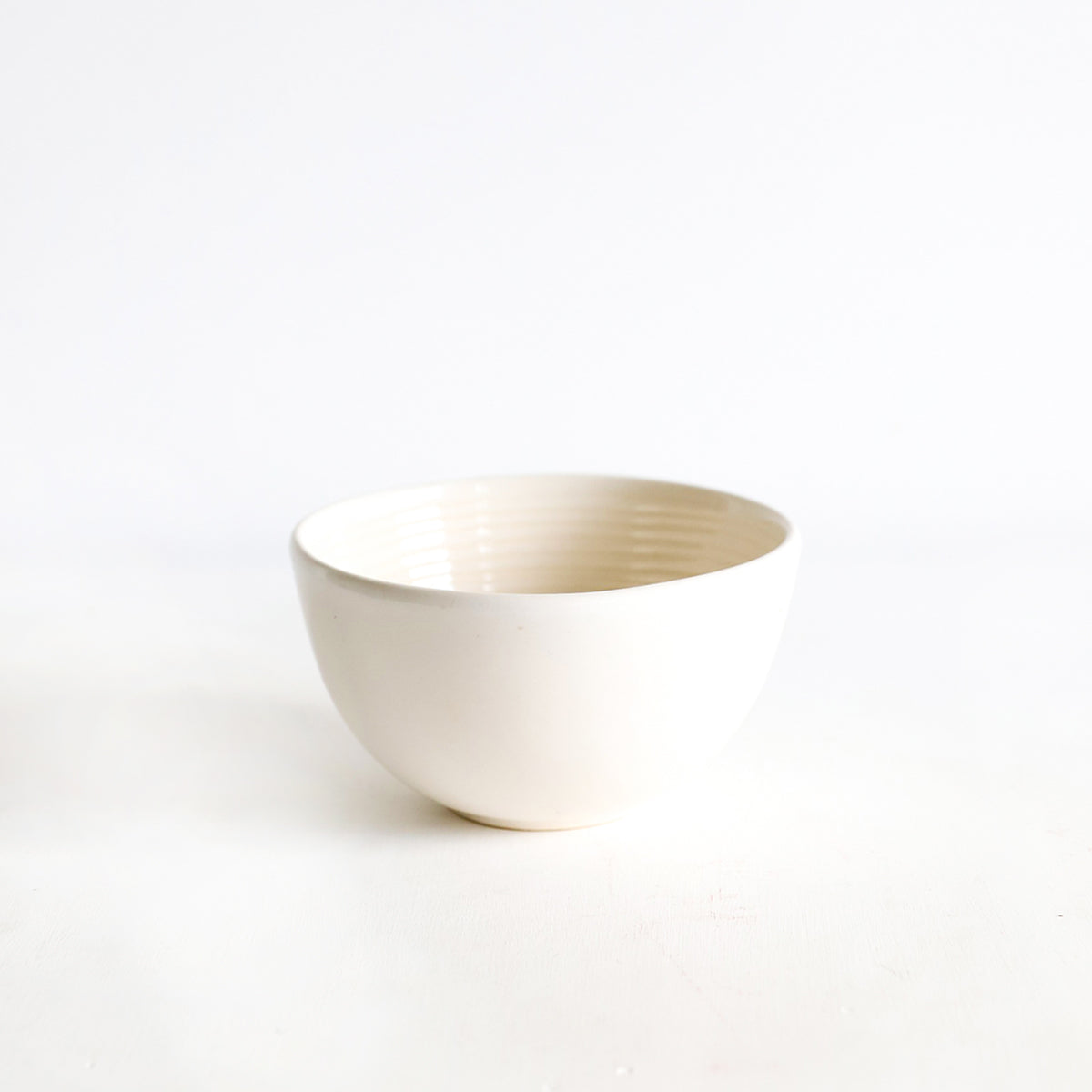 Dove Cemaric Bowl
