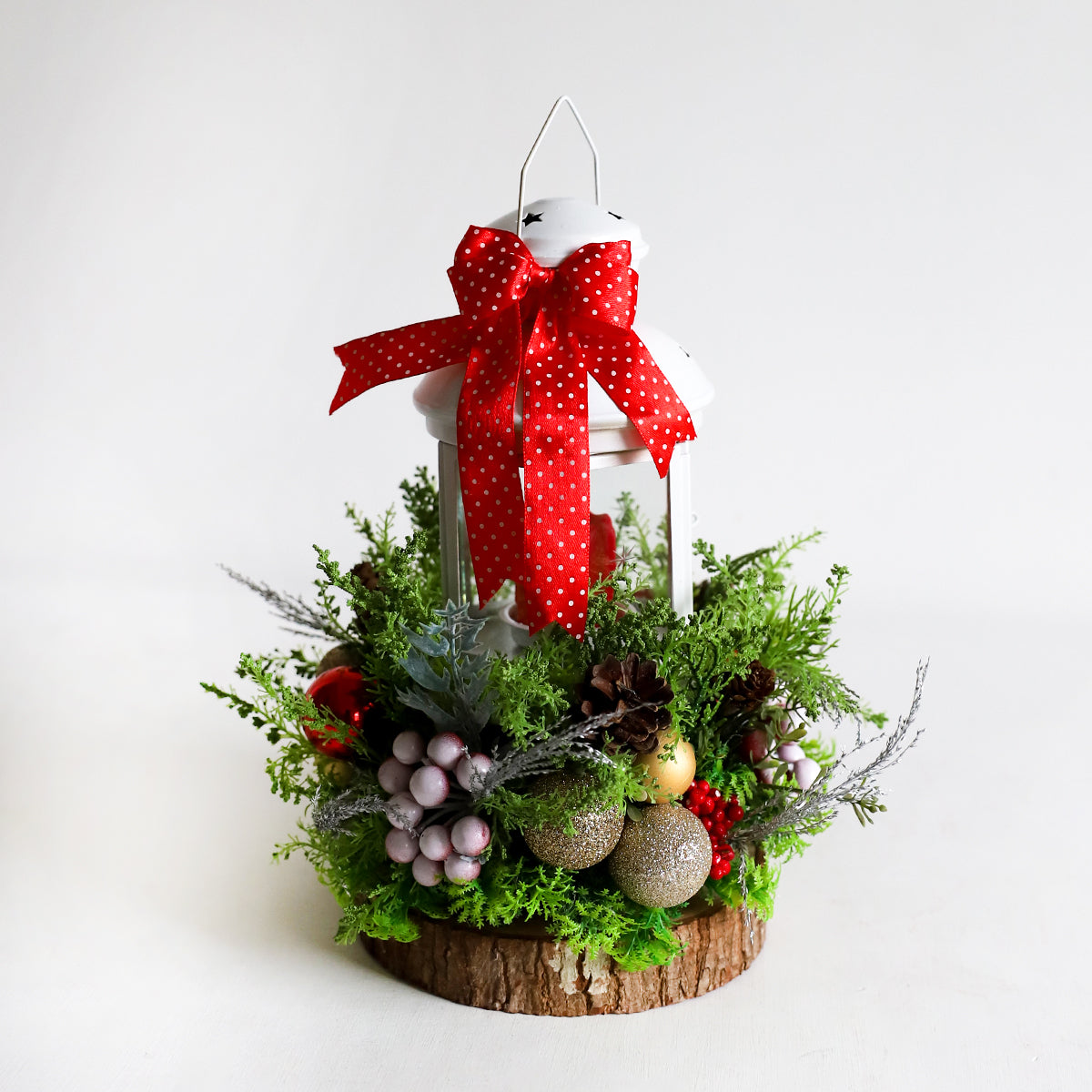 Merry Mistletoe Centre Piece