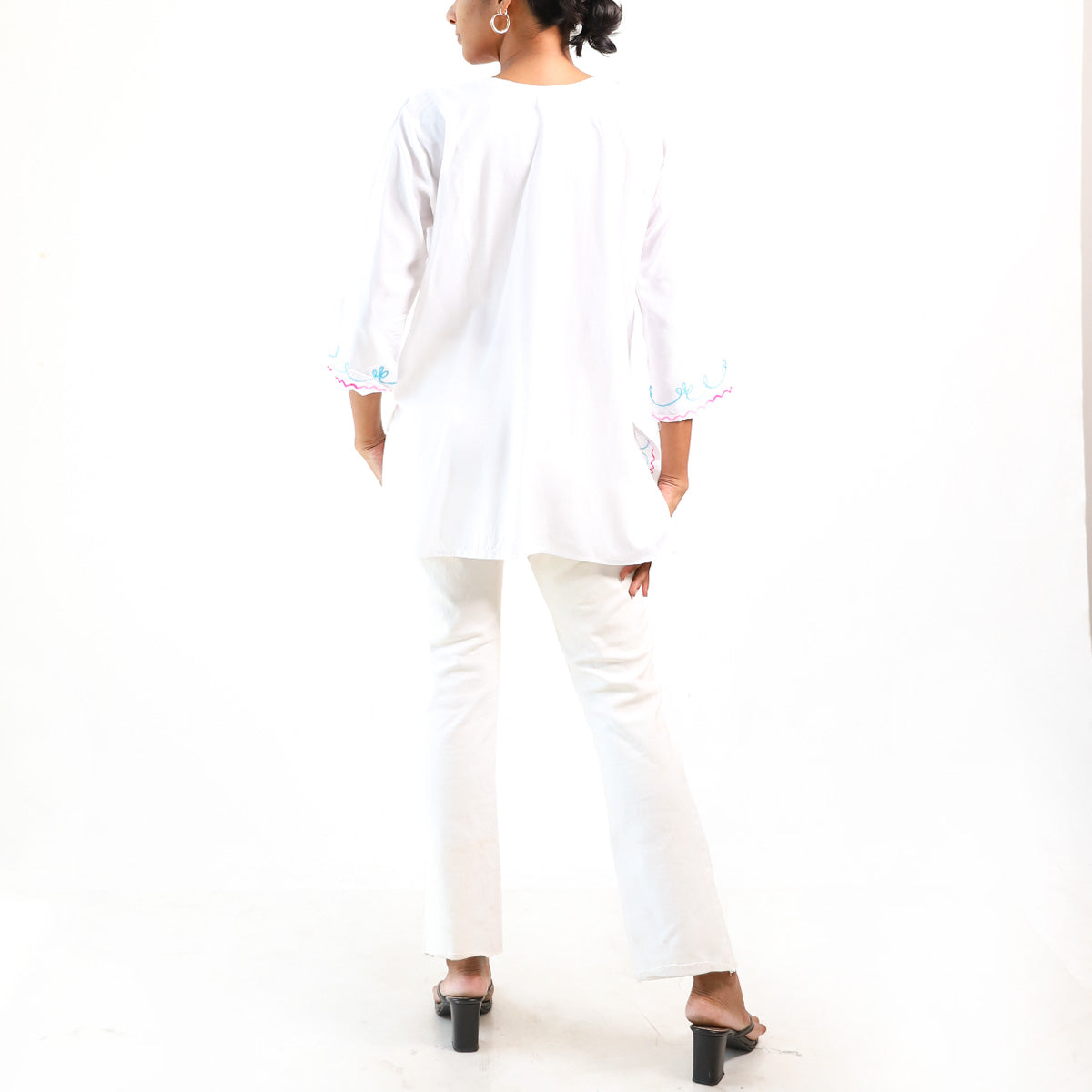 Vivid Harmony Kurtha