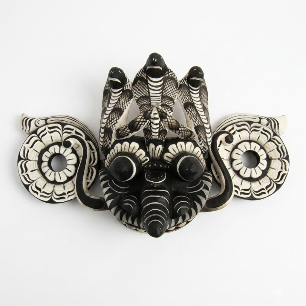 Gara Yaka Kolama Mask