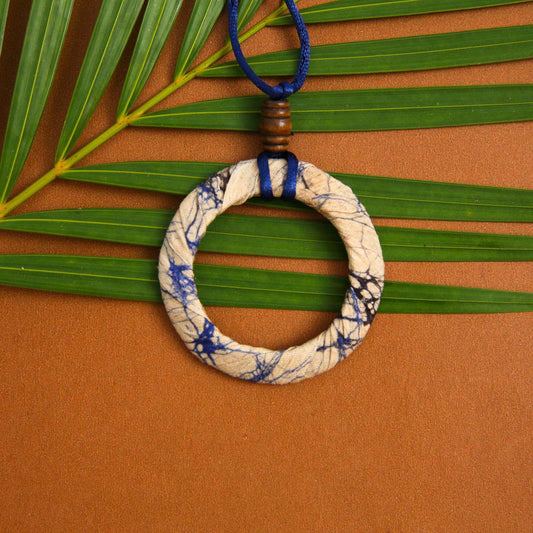 Streaky Batik Necklace