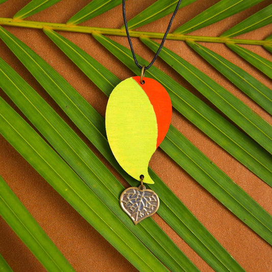 Leafy Wooden Necklace