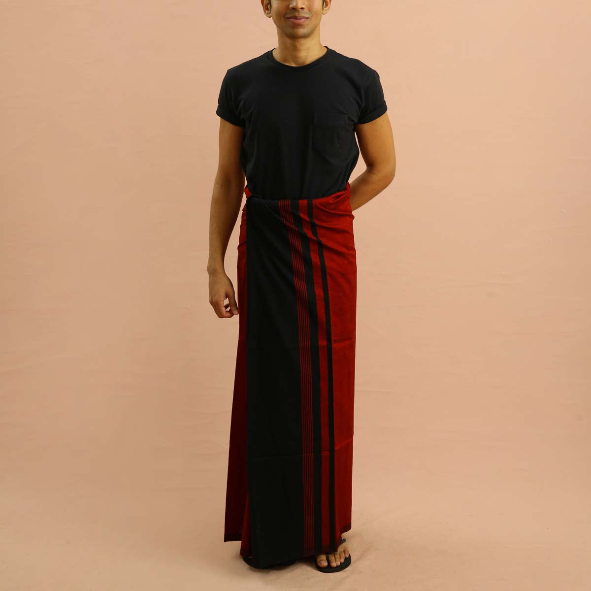 Black &amp; Red Handloom Sarong