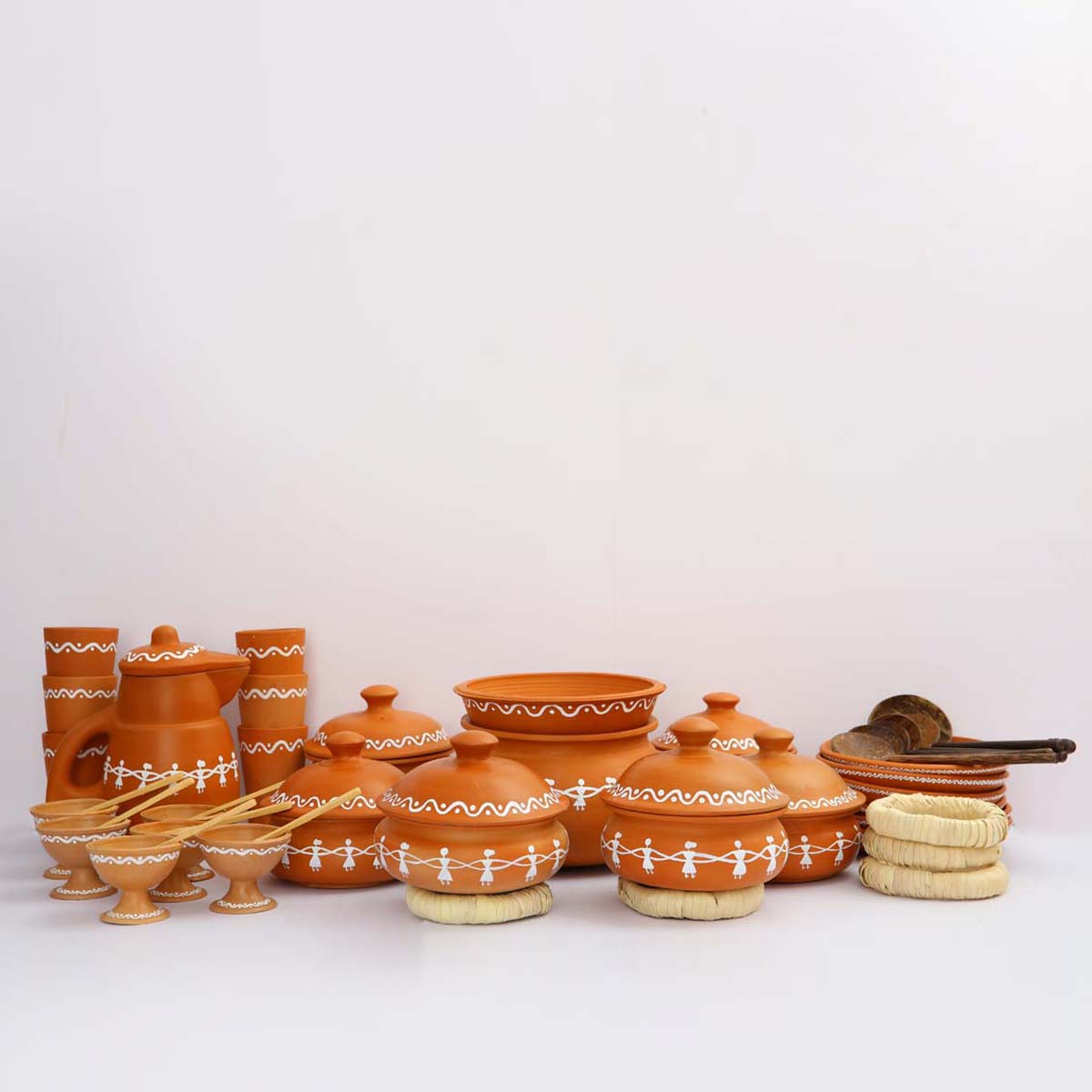 White Lines Clay Dinner Set