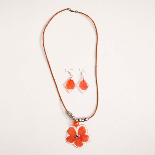 Peachy Bloom Resin Jewellery Set
