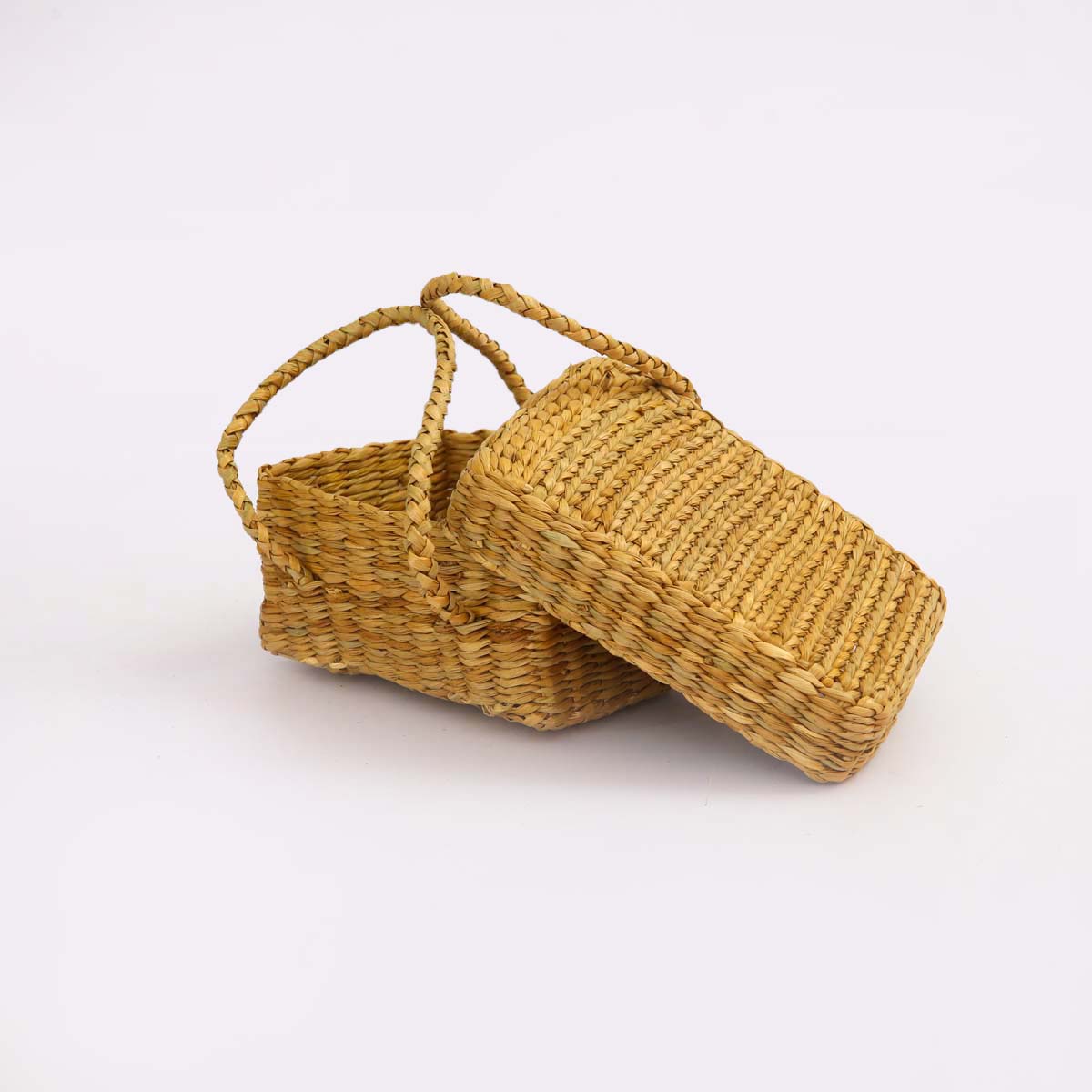 Reed Lunch Box Cover With Handles