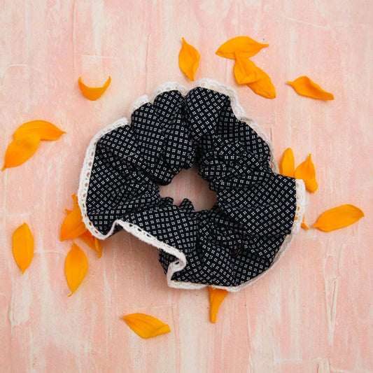 Patterened Scrunchie