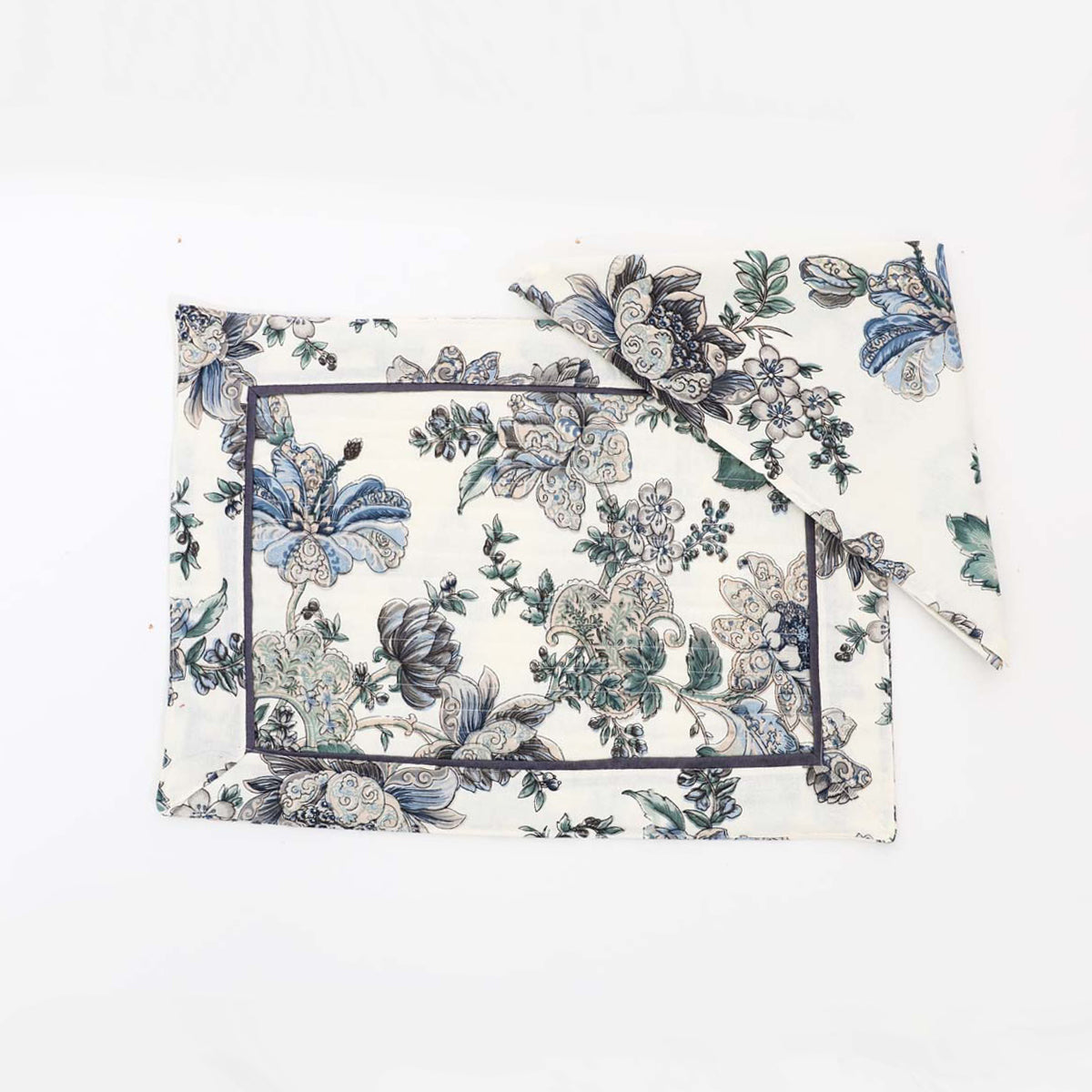 Mullbery Table Linen Set