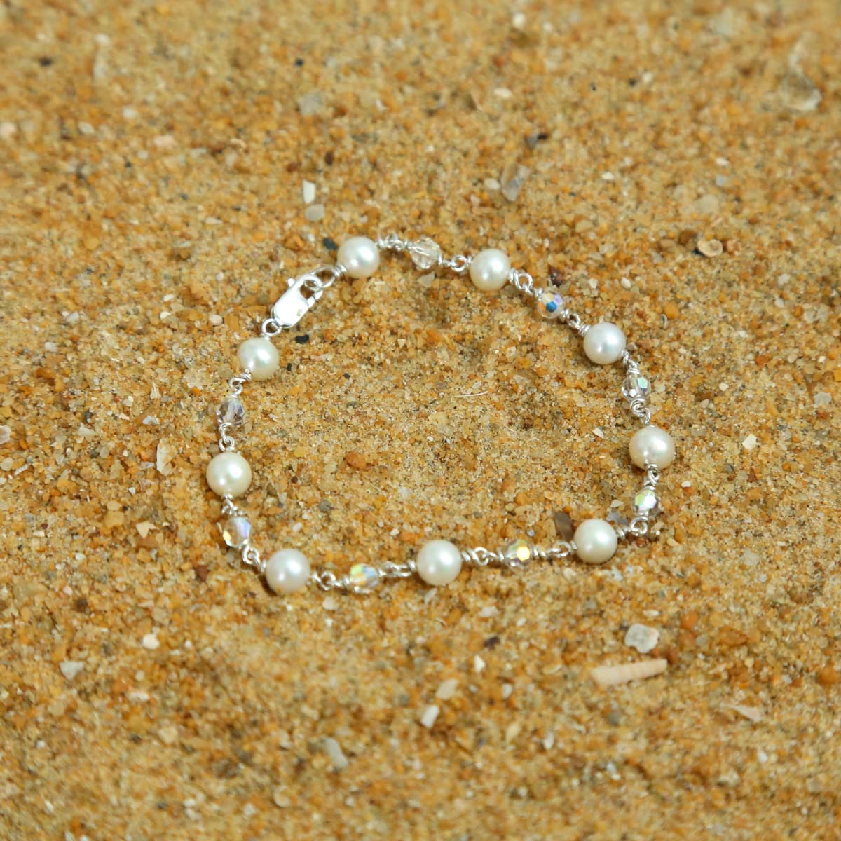 Silver Pearl & White Crystals Bracelet