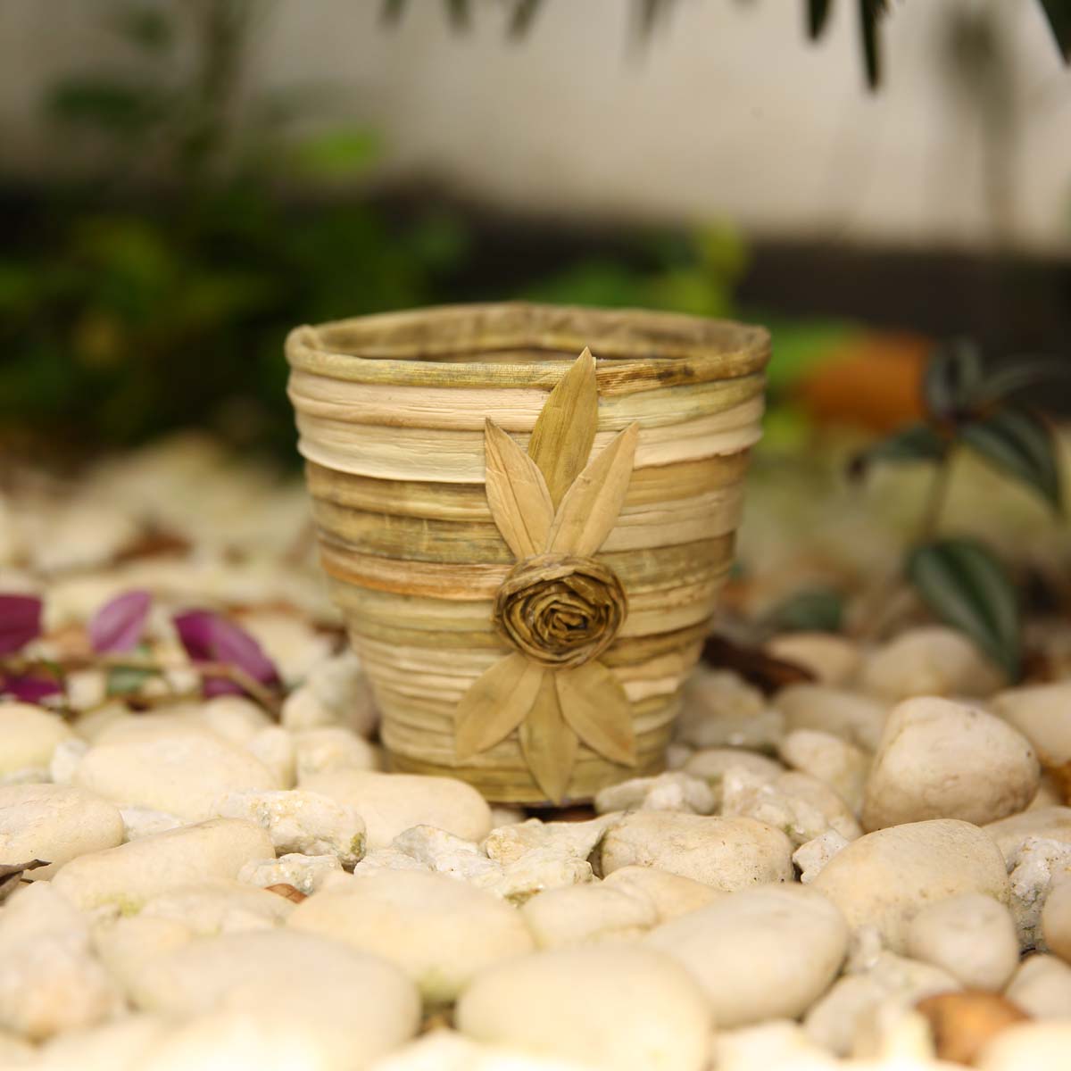Lined Water Reed Flower Pot
