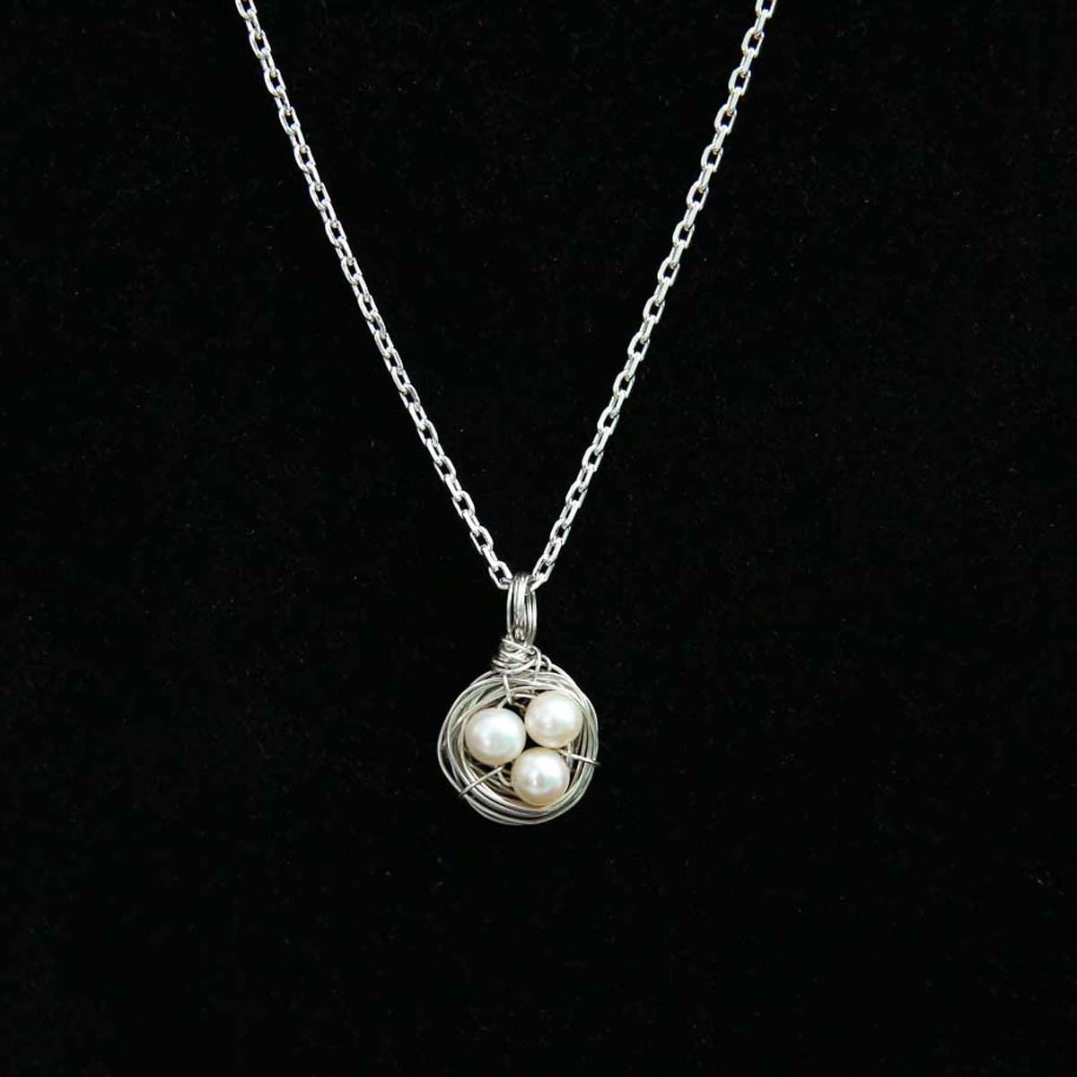 Silver Nest Pearl Pendant and Chain