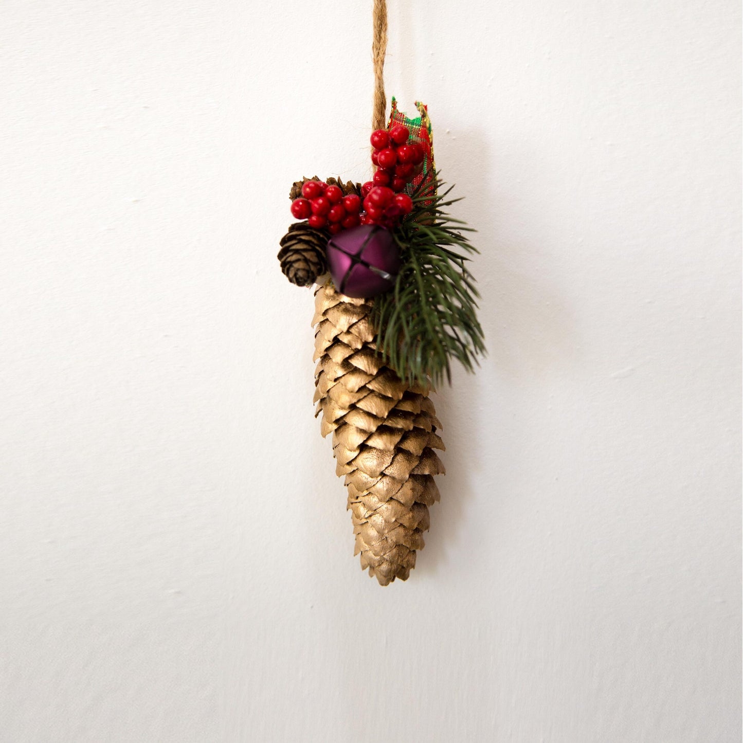 Gold Tree Plaid Pine Cone