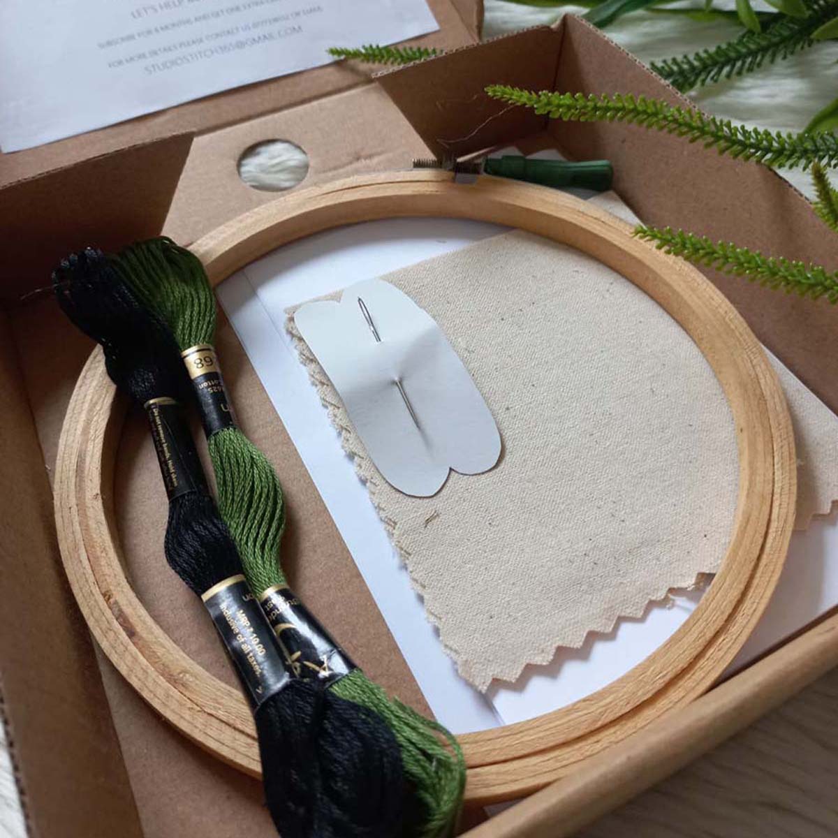 Home Sweet Home' Embroidery Kit