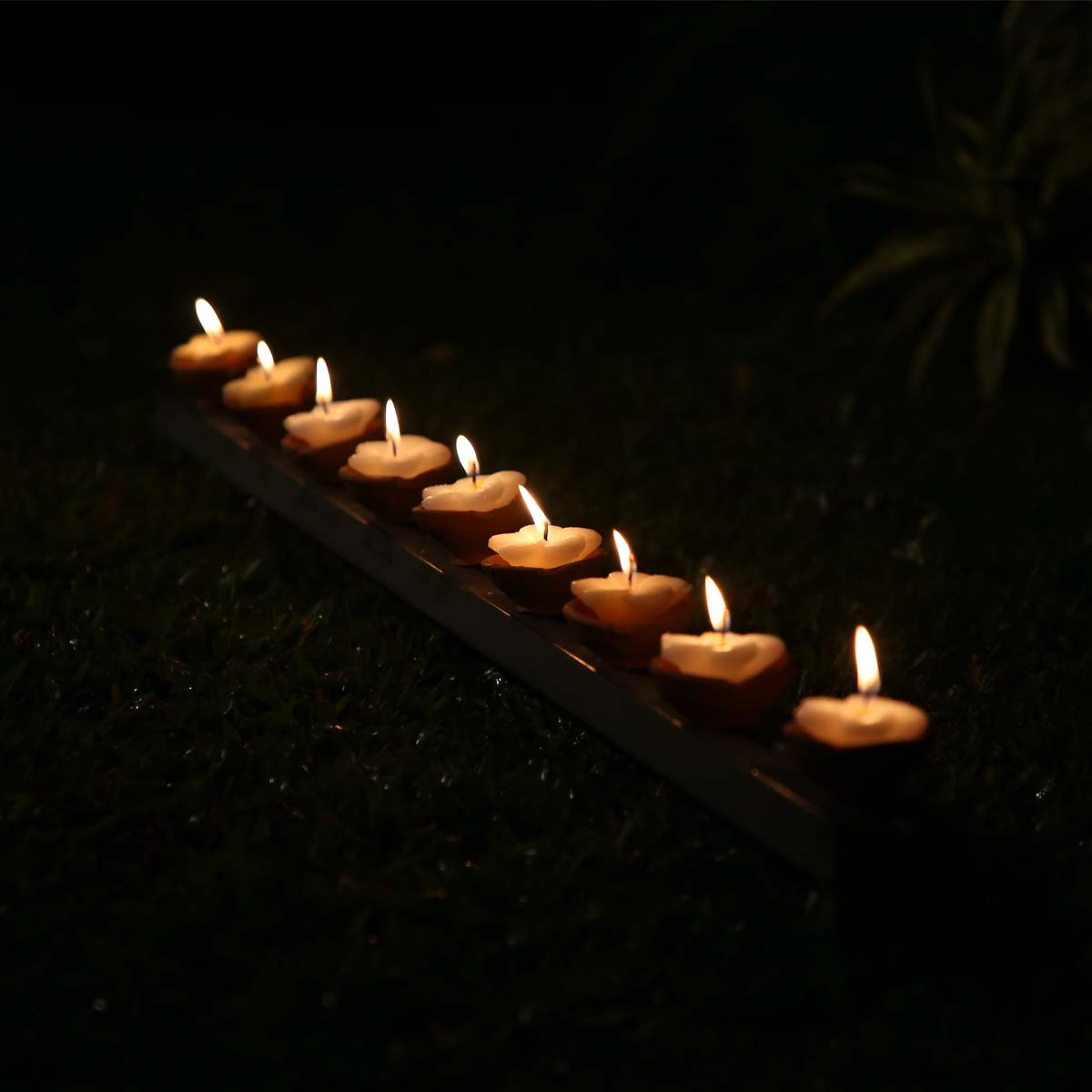 Cinnamon Oil (Kurundu Thel) Candle Lamp