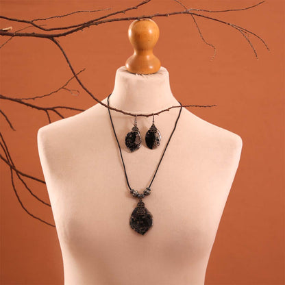 Ebony Arrowhead Resin Jewellery Set
