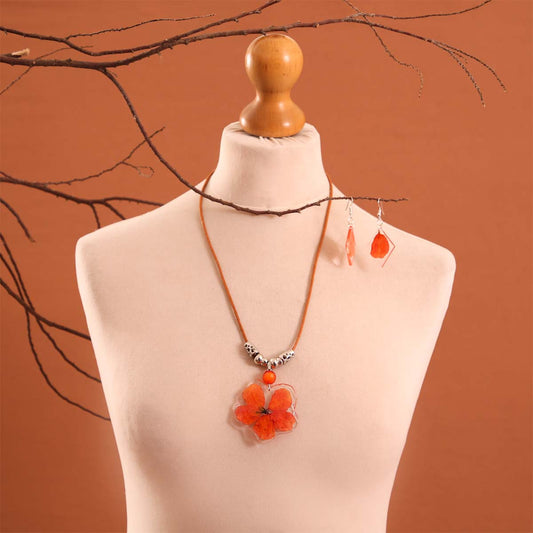 Peachy Bloom Resin Jewellery Set
