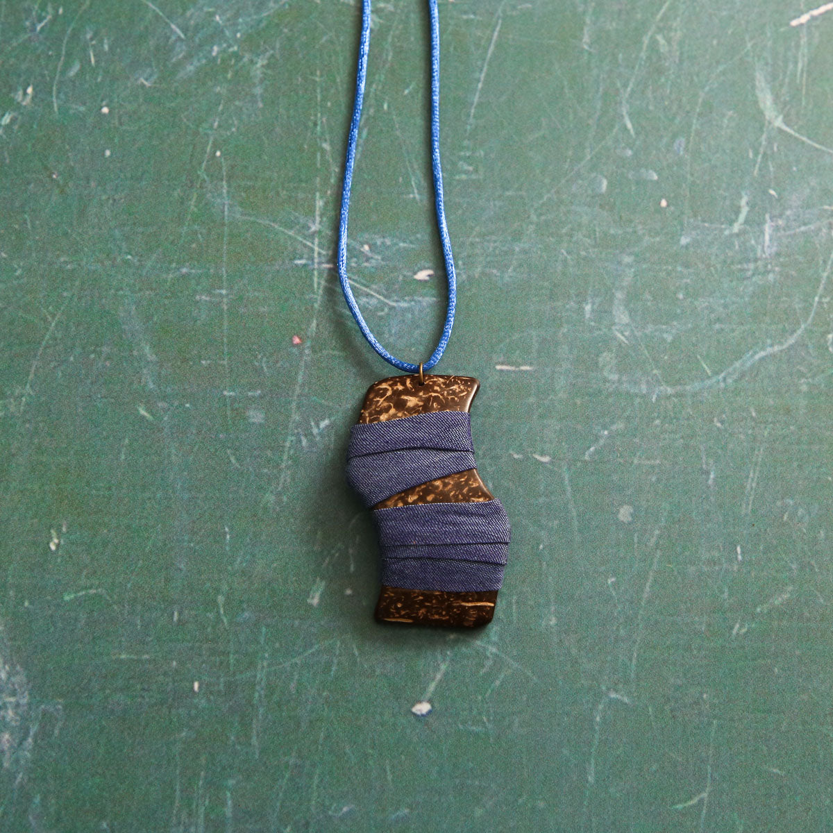 Cloudy Wrap Necklace