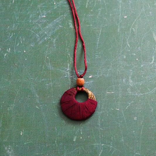 Lychee Circle Necklace