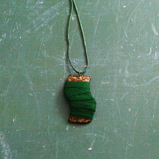 Avo Circle Necklace