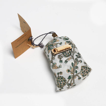 Paisley Pattern Saree Bag