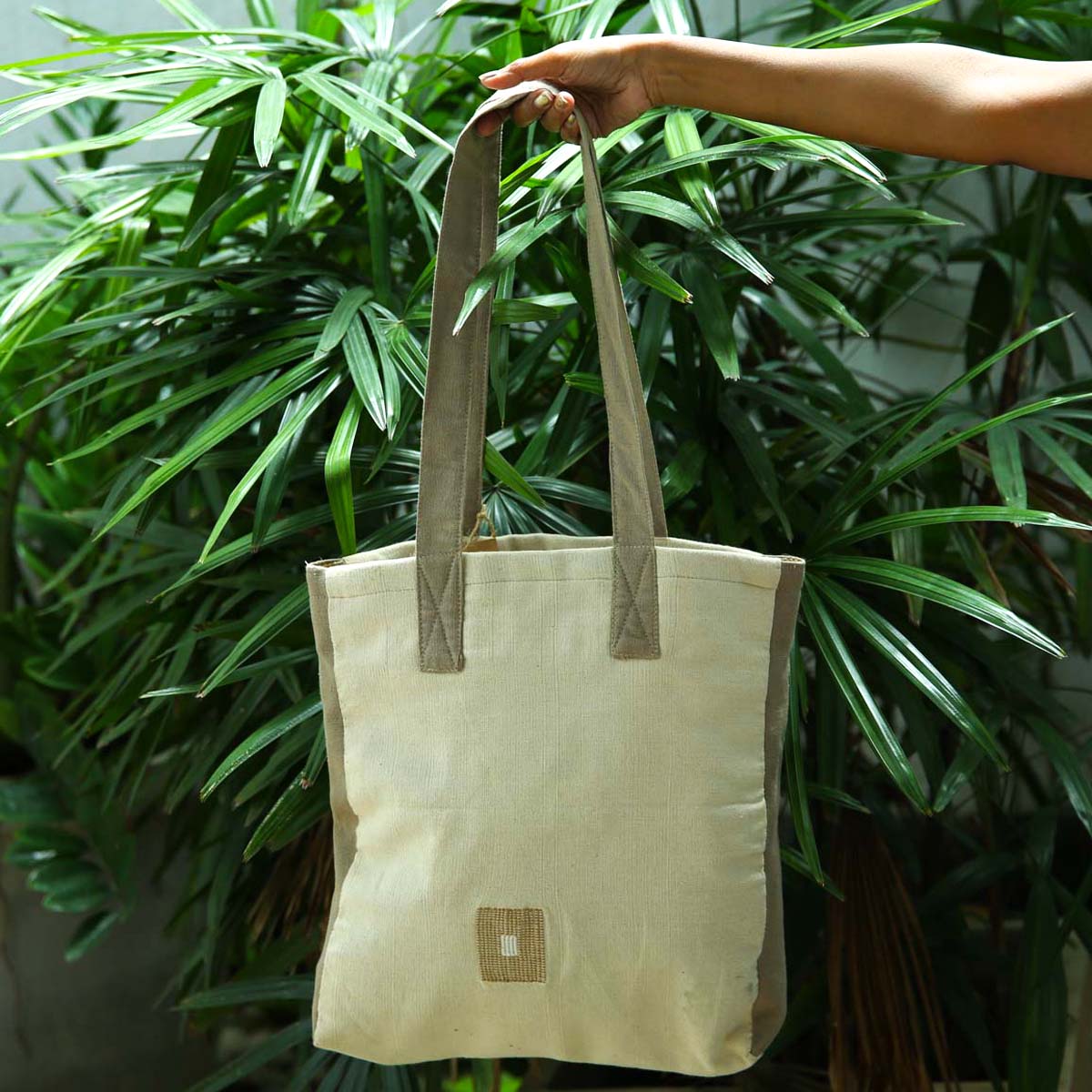 Beige &amp; Off-white Handi Tote