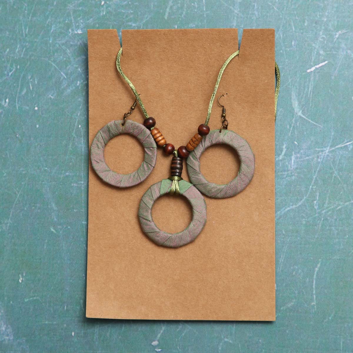 Sage Tinge Jewellery Set