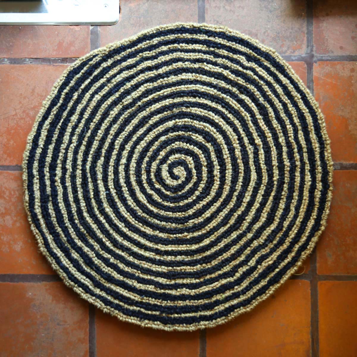 Swirl Round Coir Carpet