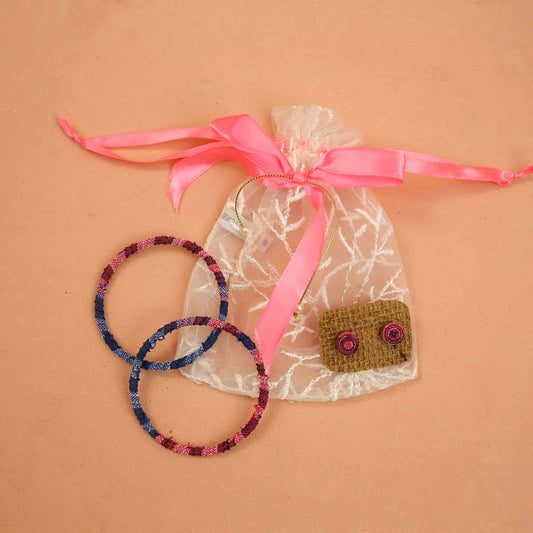 Silver Holly Gift Bag