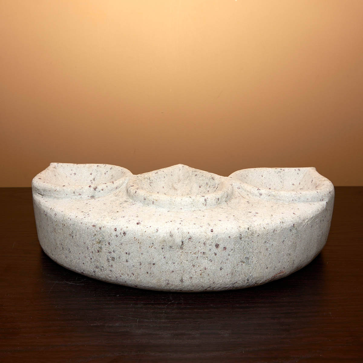 White Triple Stone Oil Lamp