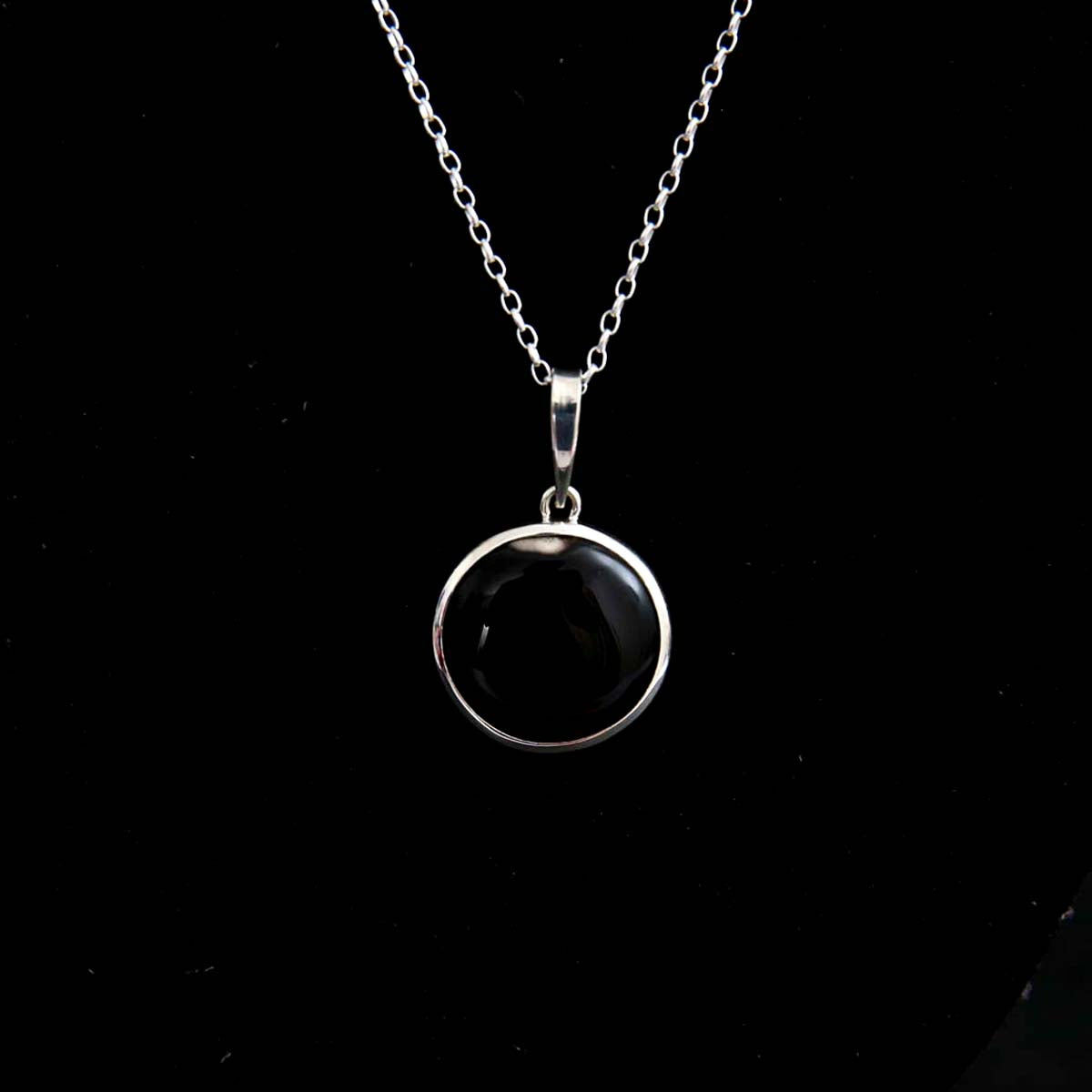 Silver Custom Nametag Pendant With Link Chain