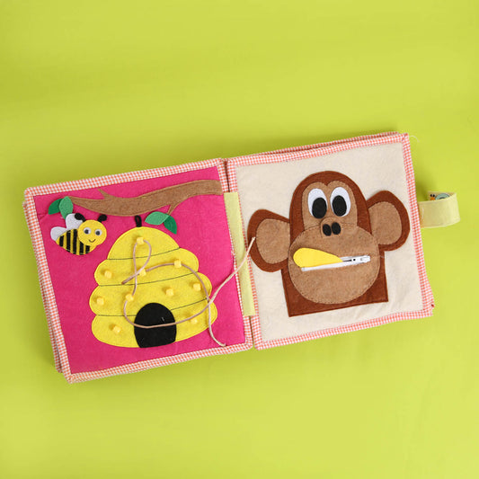 The Little Red Helicopter Felt Book