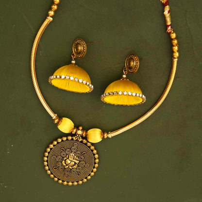 Marigold Jewellery Set