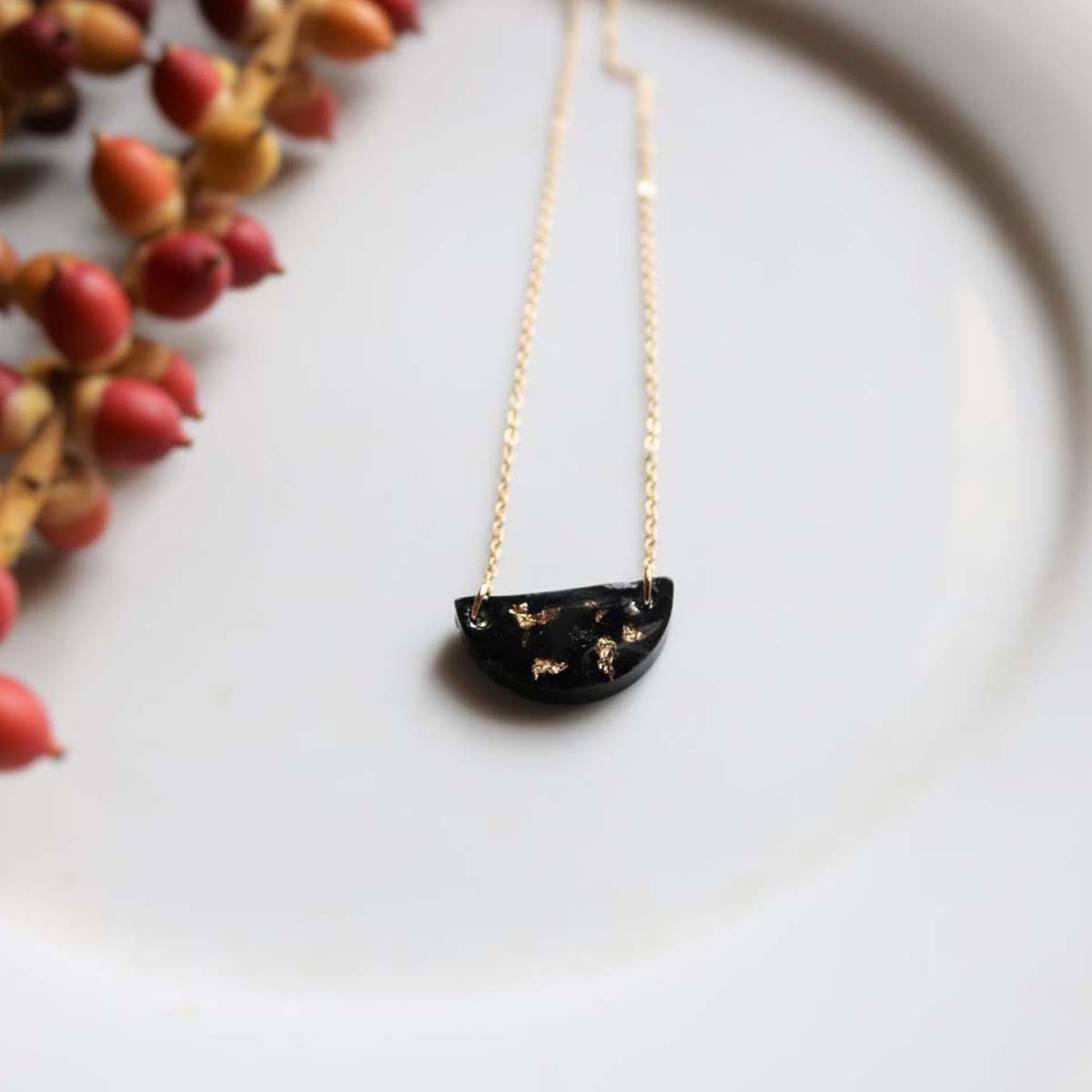 Onyx Flecks Necklace