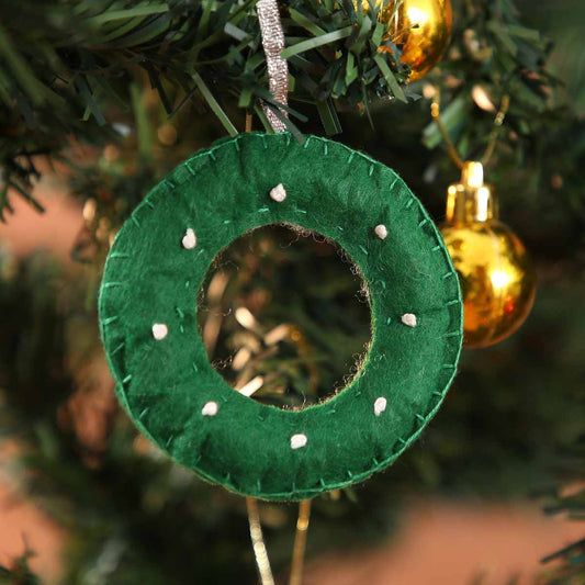 Dewy Felt Christmas Wreath Ornament